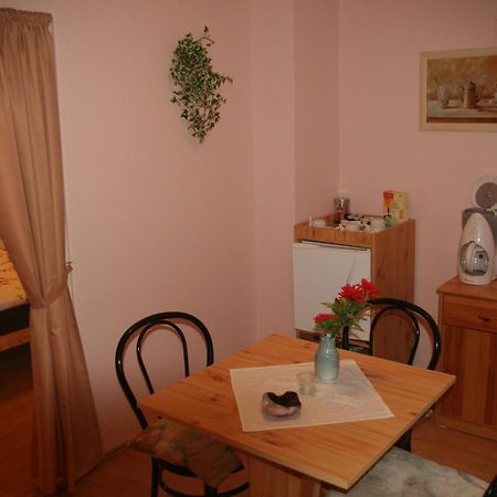 Hotel Chebsky Dvur - Egerlander Hof à Karlovy Vary Extérieur photo