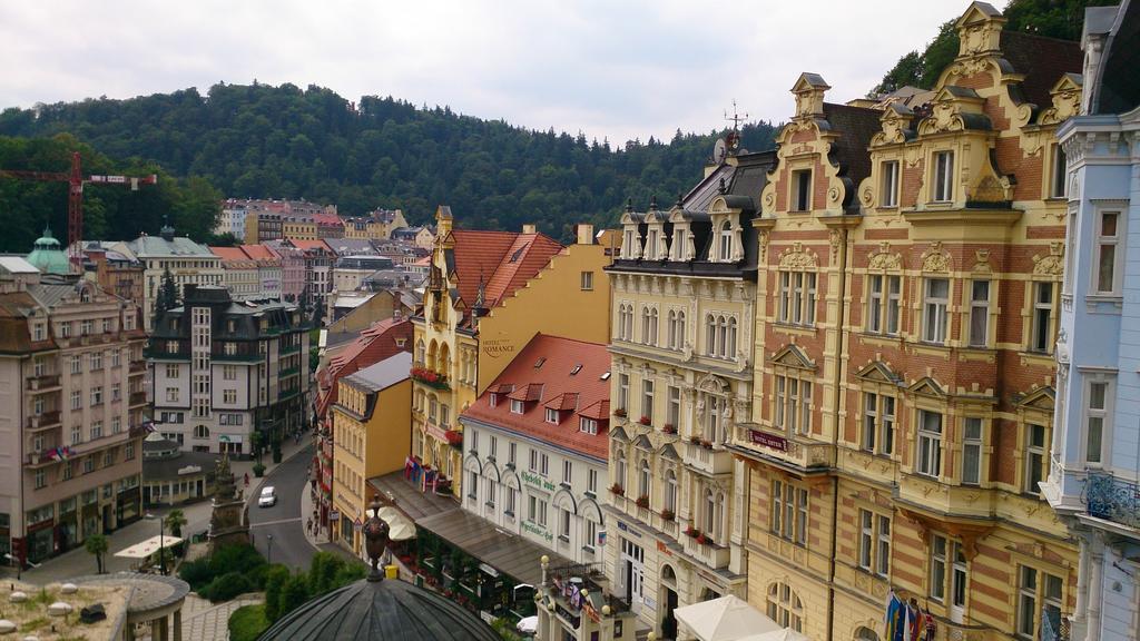 Hotel Chebsky Dvur - Egerlander Hof à Karlovy Vary Extérieur photo