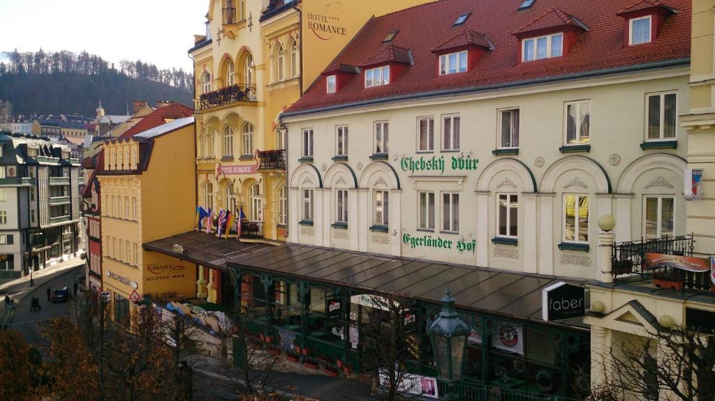 Hotel Chebsky Dvur - Egerlander Hof à Karlovy Vary Extérieur photo